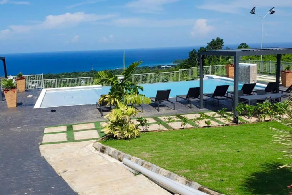 Villa La Rosa With Spectacular View Of Очо Риос Екстериор снимка